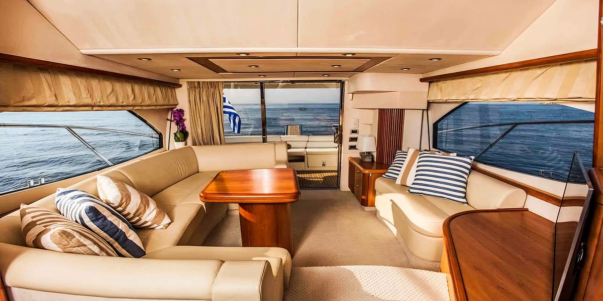 Аренда моторной яхты Sunseeker 52 на Миконосе, Греция